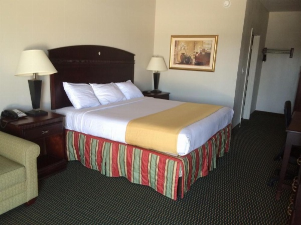 Express Inn image 10