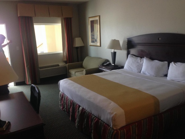 Express Inn image 6