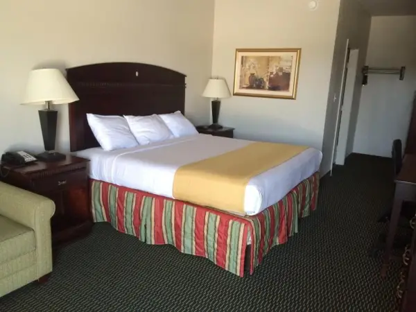Express Inn 10