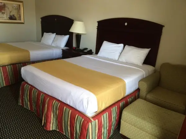 Express Inn 7